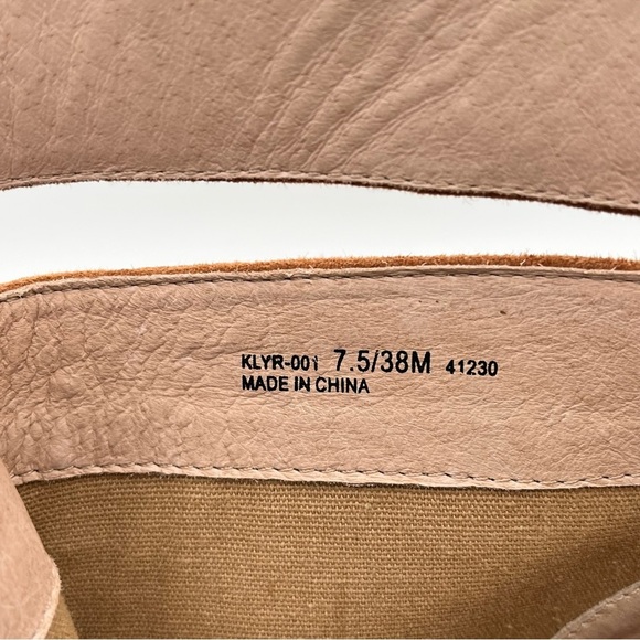 42 Gold Kiki Pointed Toe Booties, Black / Brown, Size 7.5 - Picture 7 of 9